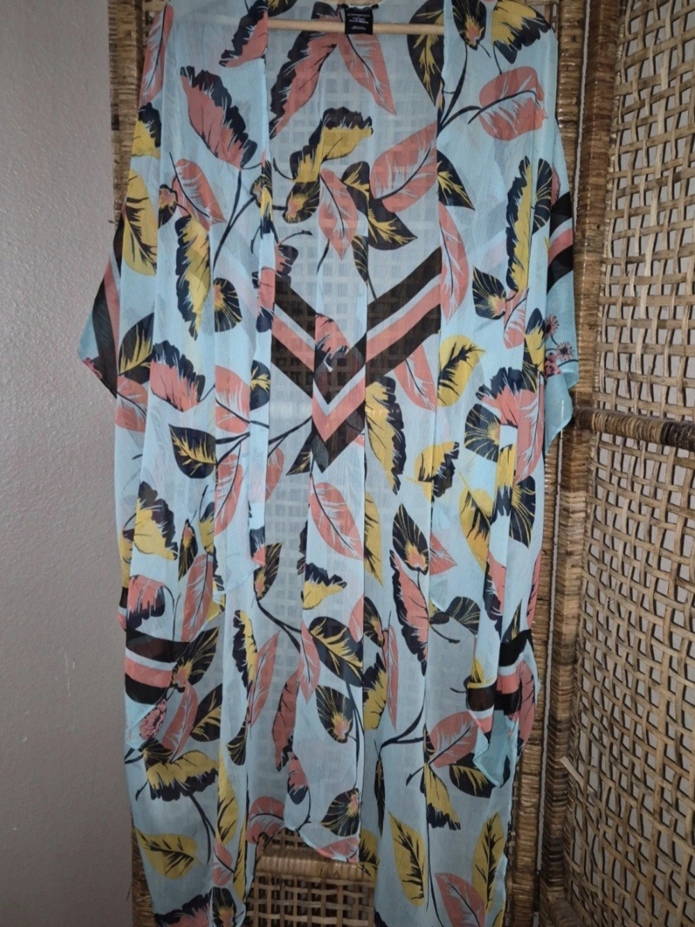 Express Light Blue Floral Feather Kimono